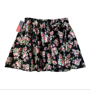 Sho sho Skirt Black with Pink Floral A Line Pullon Mini New Size S